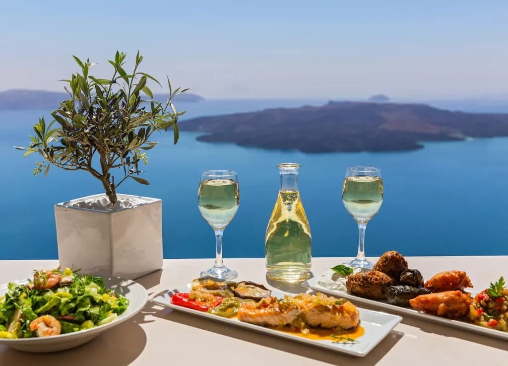 Soca Wkndr Santorini: Travelling with Soca